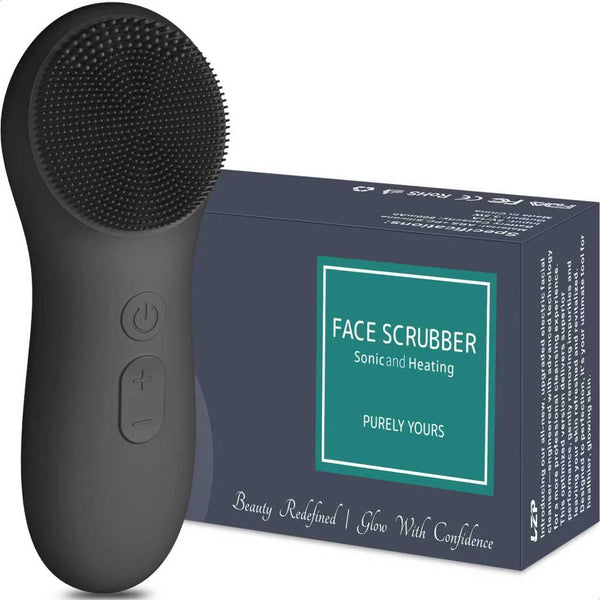 Cepillo facial eléctrico de silicona color negro sobre fondo blanco
